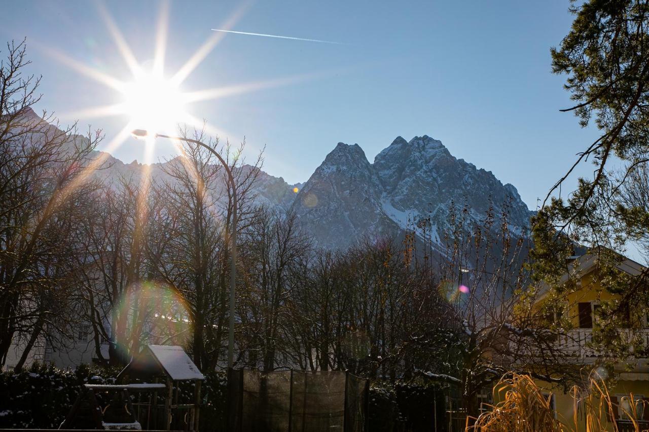Wake Up At The Top Of The Mountains * Garmisch-Partenkirchen